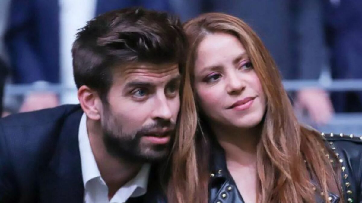 Après avoir trompé Shakira Gerard Piqué officialise avec sa très jeune