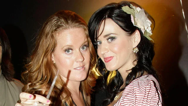 Angela Hudson soeur de Katy Perry