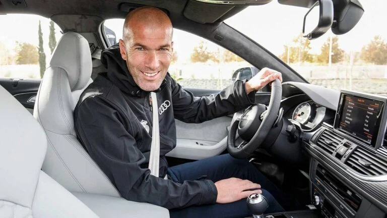 entrega de vehiculos audi a los jugadores del real madrid