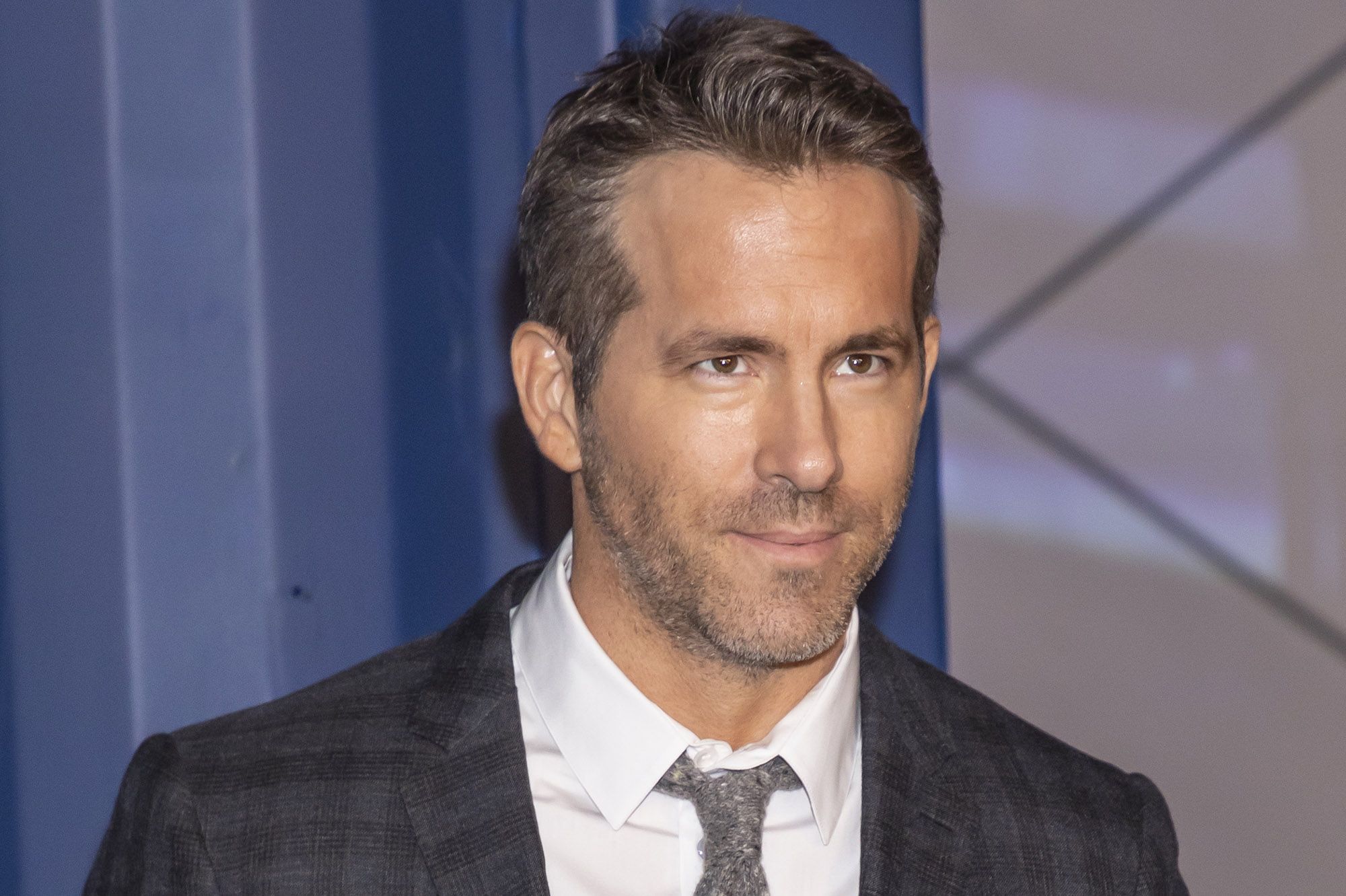 Ryan Reynolds est devenu ami avec Hugh Jackman grace a son ex femme Scarlett Johansson