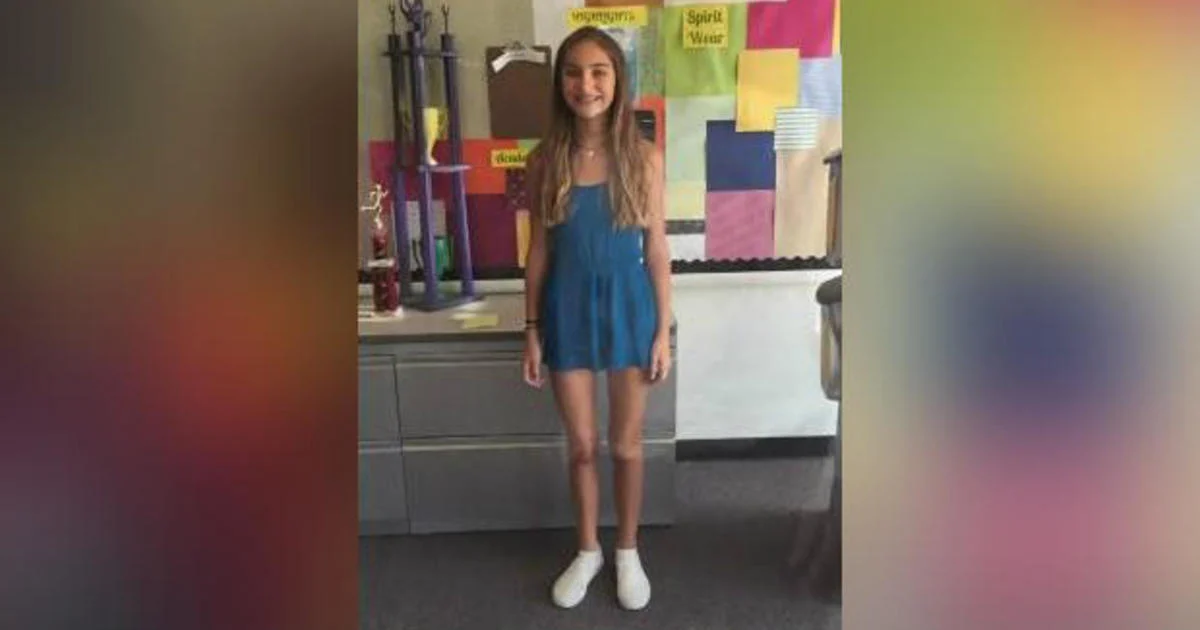 Une adolescente expulsee de son ecole a cause de sa tenue Une adolescente expulsee de son ecole a cause de sa tenue