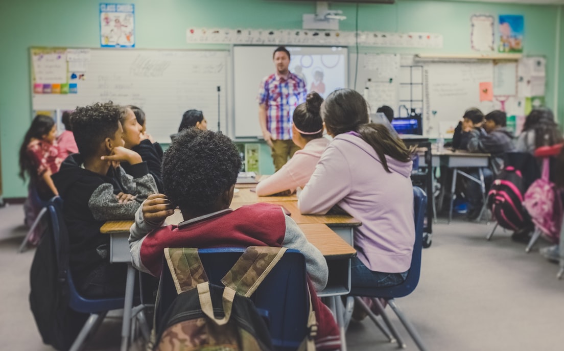 ecoleraymond expulsée de son école