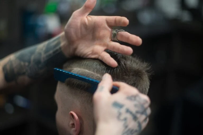 8 coiffures qui devoileraient le veritable caractere de votre homme 1