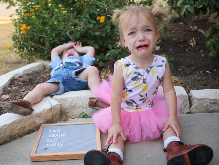 15 photos delirantes qui montrent a la fois les moments doux et difficiles detre parent 16