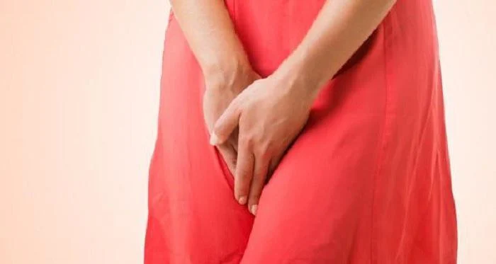 odeurs vaginales robe rouge