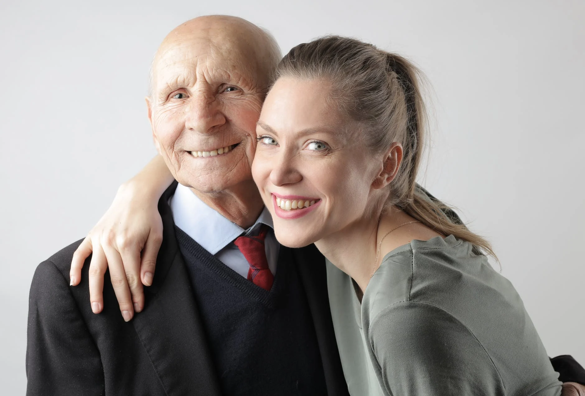 couple homme âgé femme jeune