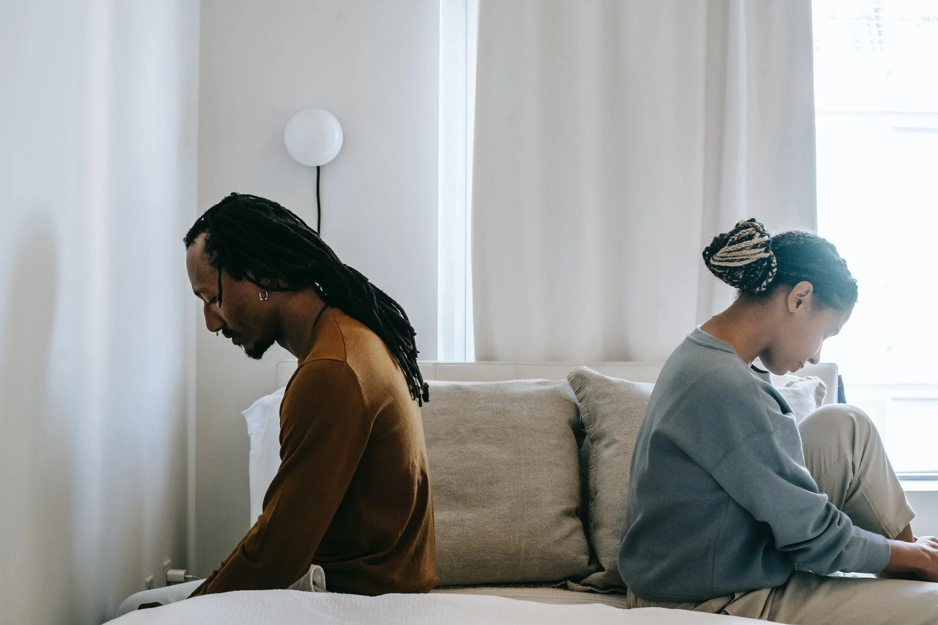 Couple à la maison