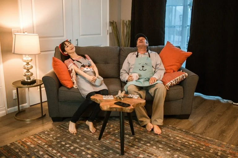 Couple à la maison