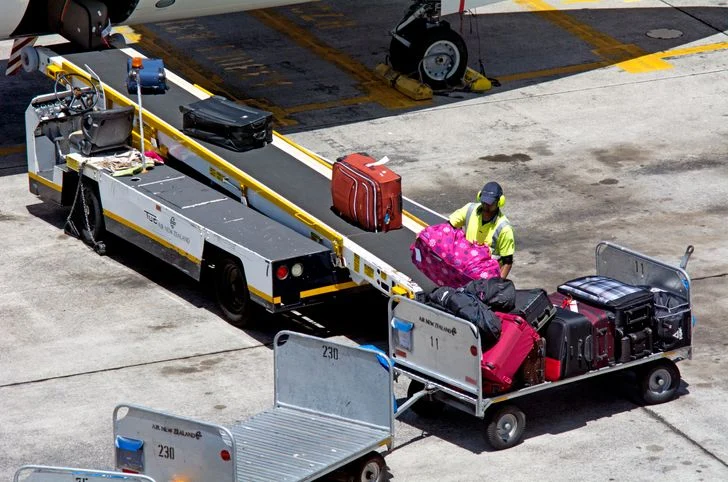 Ils ignorent quand les bagages se trouvent dans un autre pays