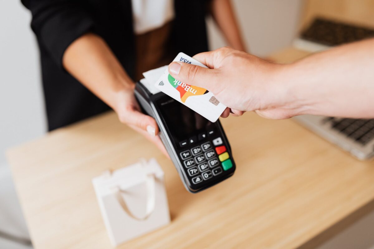 Comment éviter et signaler une fraude à la carte sans contact ? carte bancaire sans contact