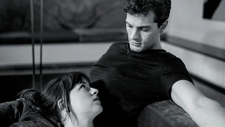 6 explications scientifiques pour justifier l'obsession des femmes par le livre 50 nuances de Grey