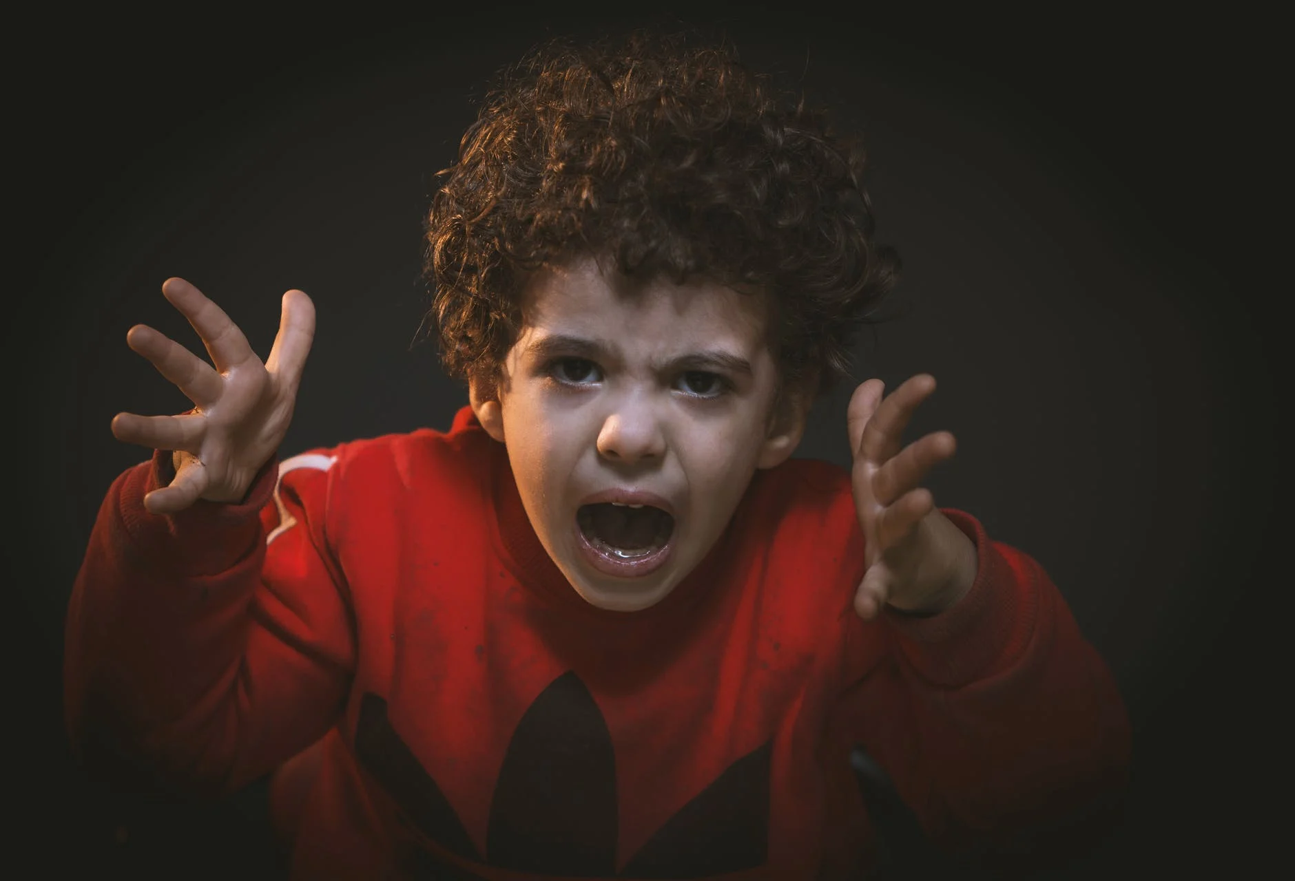 Votre enfant teste ses décibels