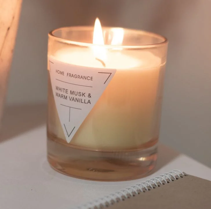 Ajoutez un peu de sel à vos bougies pour en prolonger la durée de combustion