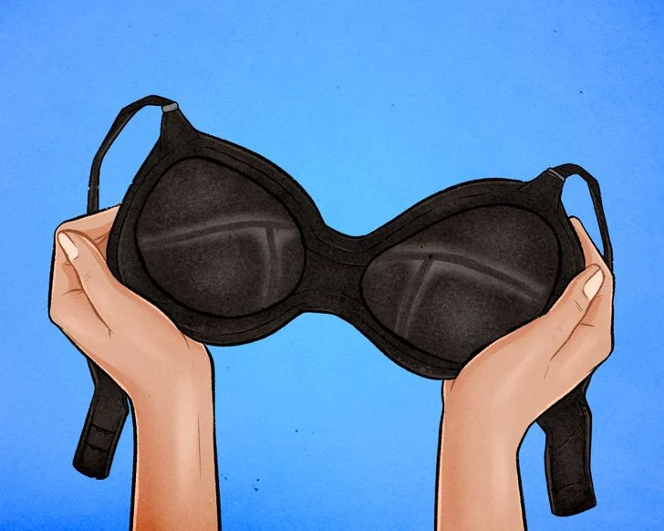 Les taches de sueur et de déodorant peuvent abîmer le tissu de votre soutien-gorge