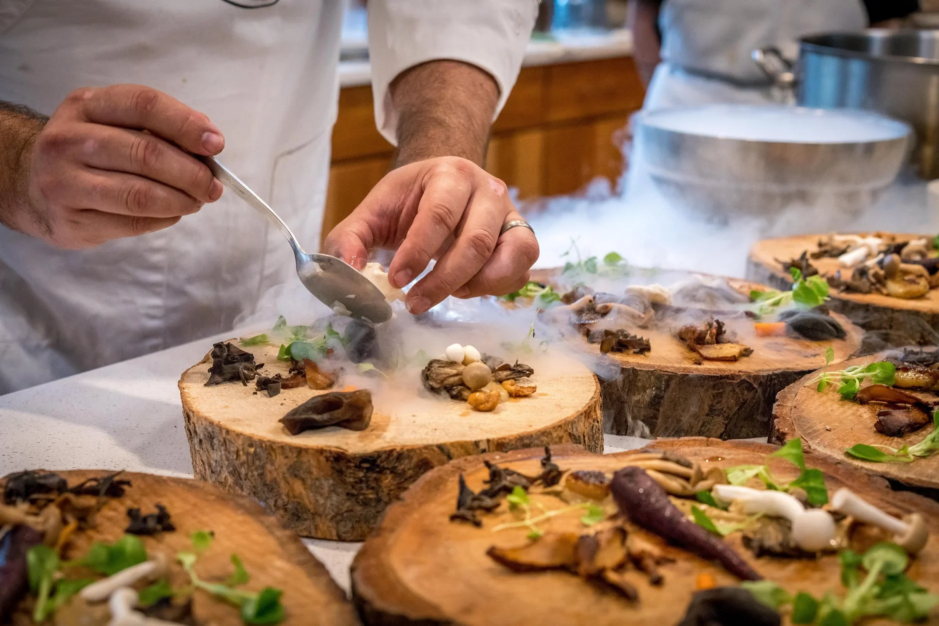 Pourquoi les restaurants gastronomiques agissent-ils de la sorte