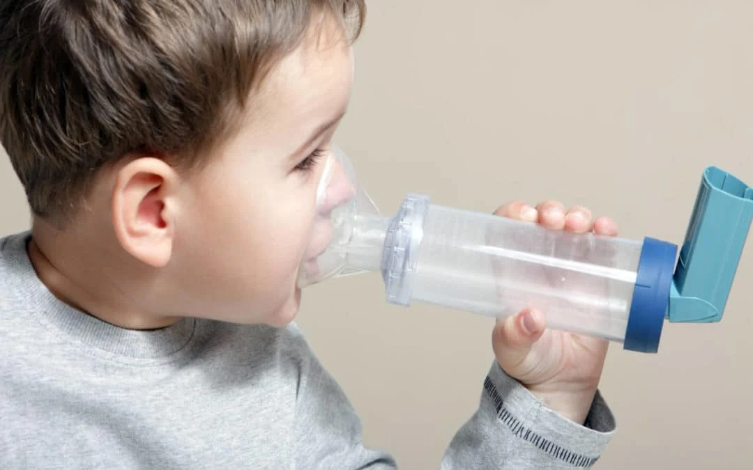Une respiration sifflante récurrente