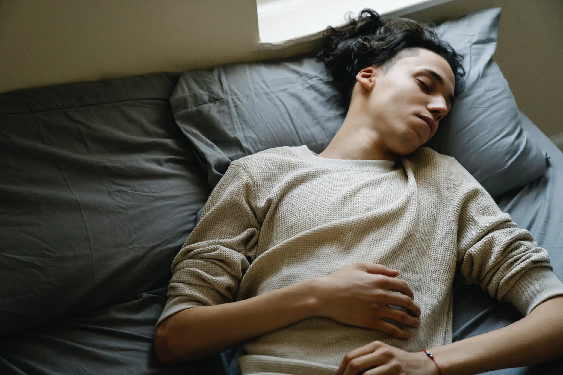 les êtres humains ont besoin de dormir