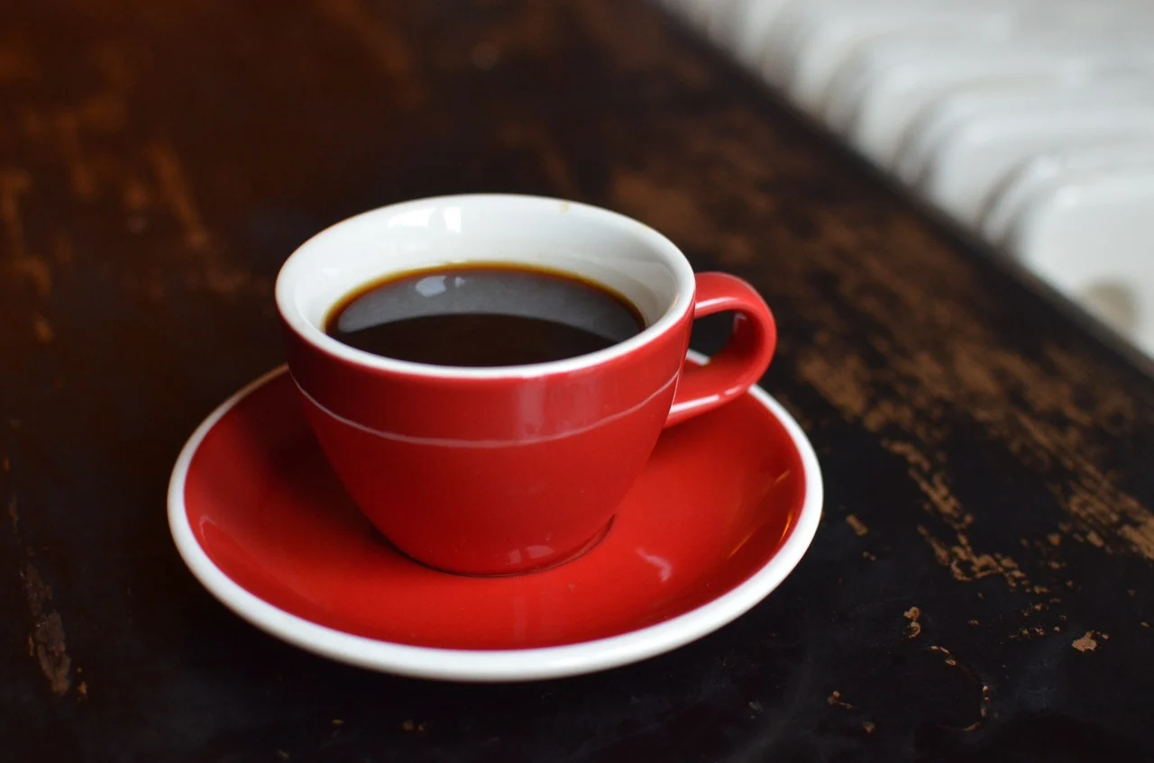 Pourquoi il ne faut pas boire un café à jeun