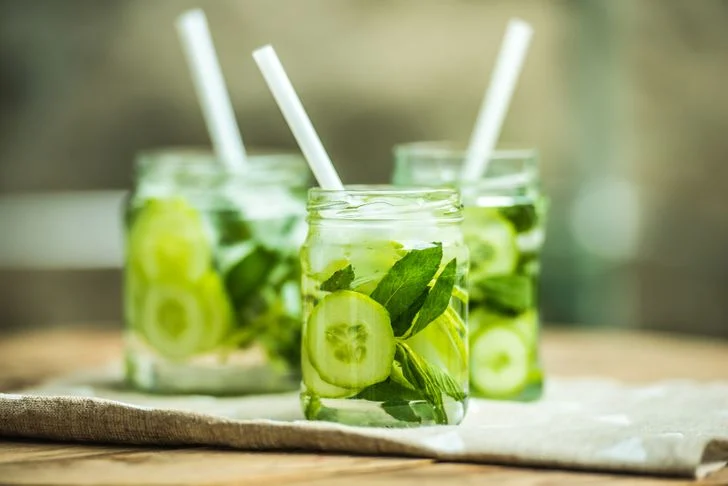 Boisson au concombre frais et au citron vert