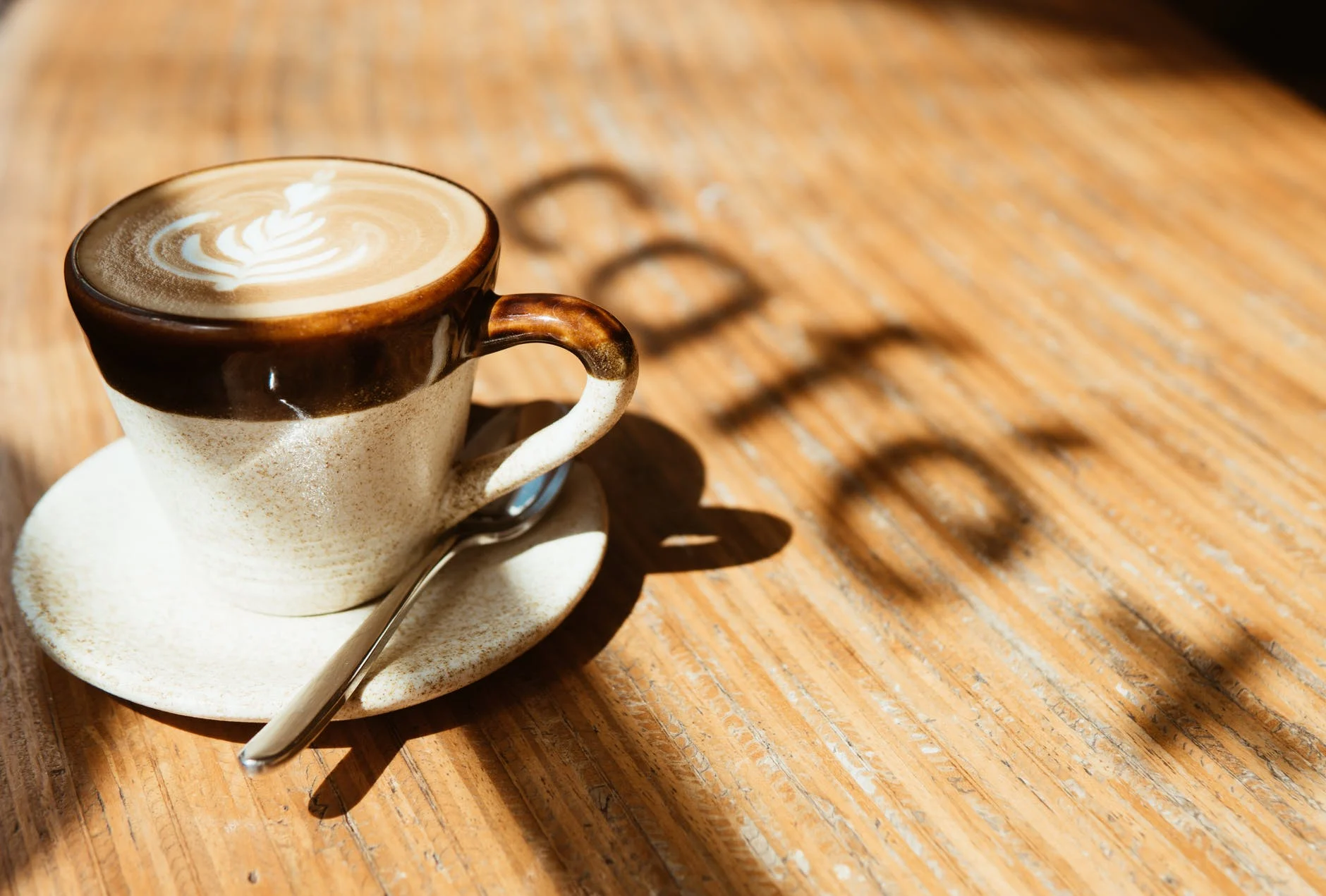 café