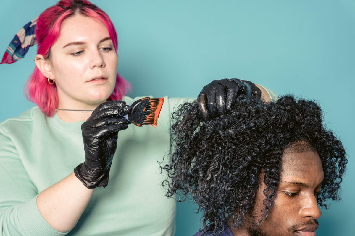 Voici 7 effets secondaires de la coloration des cheveux qui vont vous obliger à arrêter coloration des cheveux