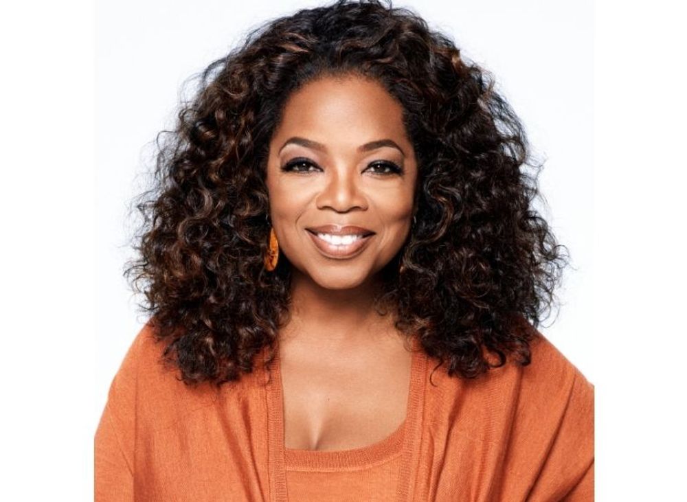 Cheveux volumineux et boucles d'Oprah Winfrey