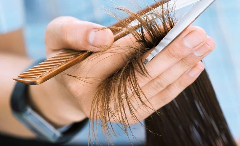 Coupez vos cheveux régulièrement 