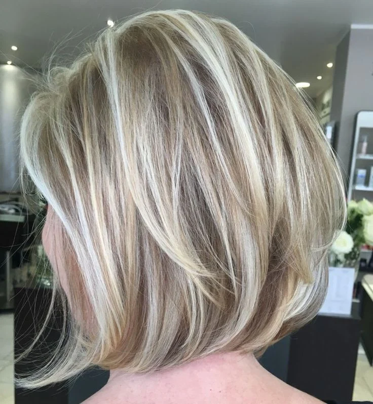 Coupe courte pour femmes