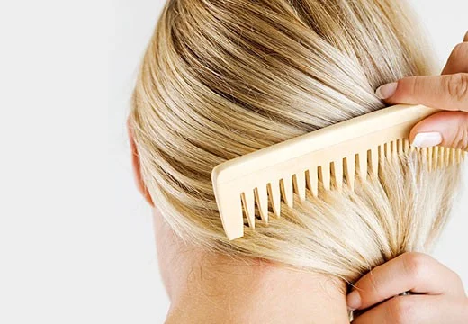 7 astuces et vitamines pour avoir des cheveux plus sains et plus volumineux 7 astuces et vitamines pour avoir des cheveux plus sains et plus volumineux