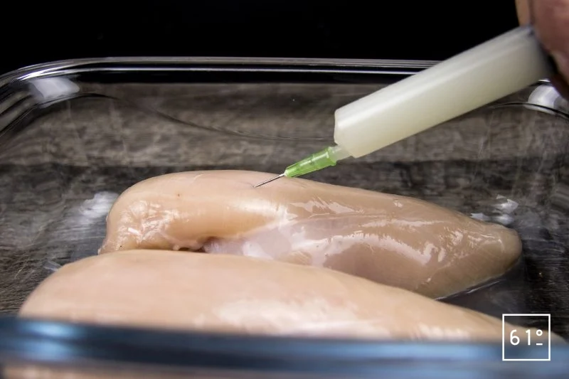 Acheter du poulet injecté de saumure ou d'eau