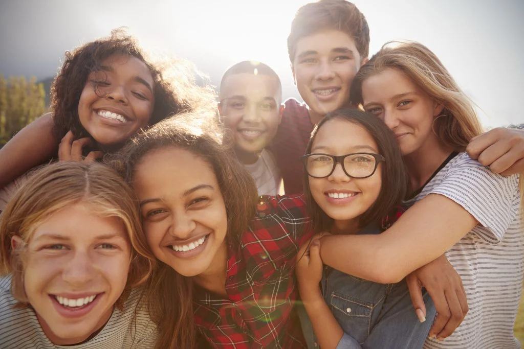 Avoir des relations amicales solides