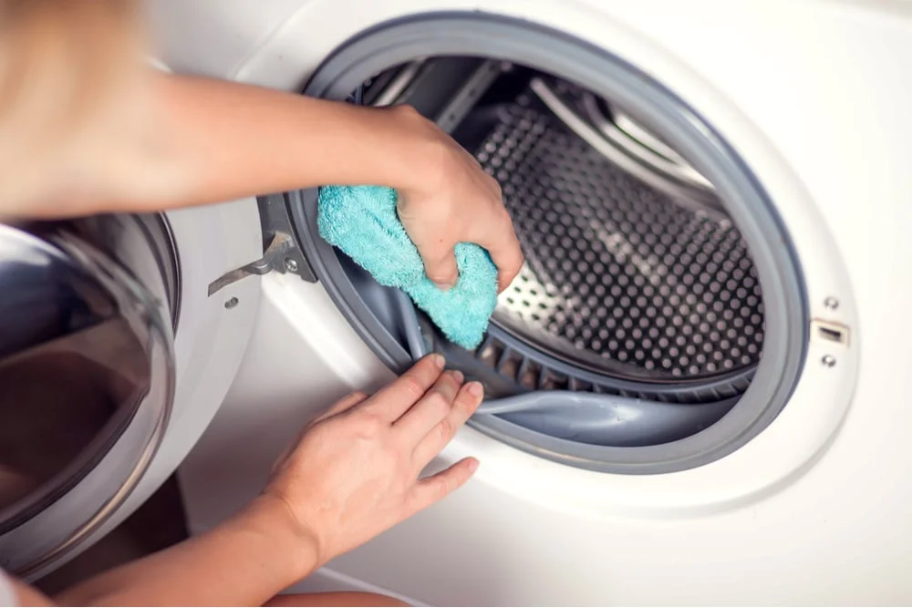 Clean your washing machine