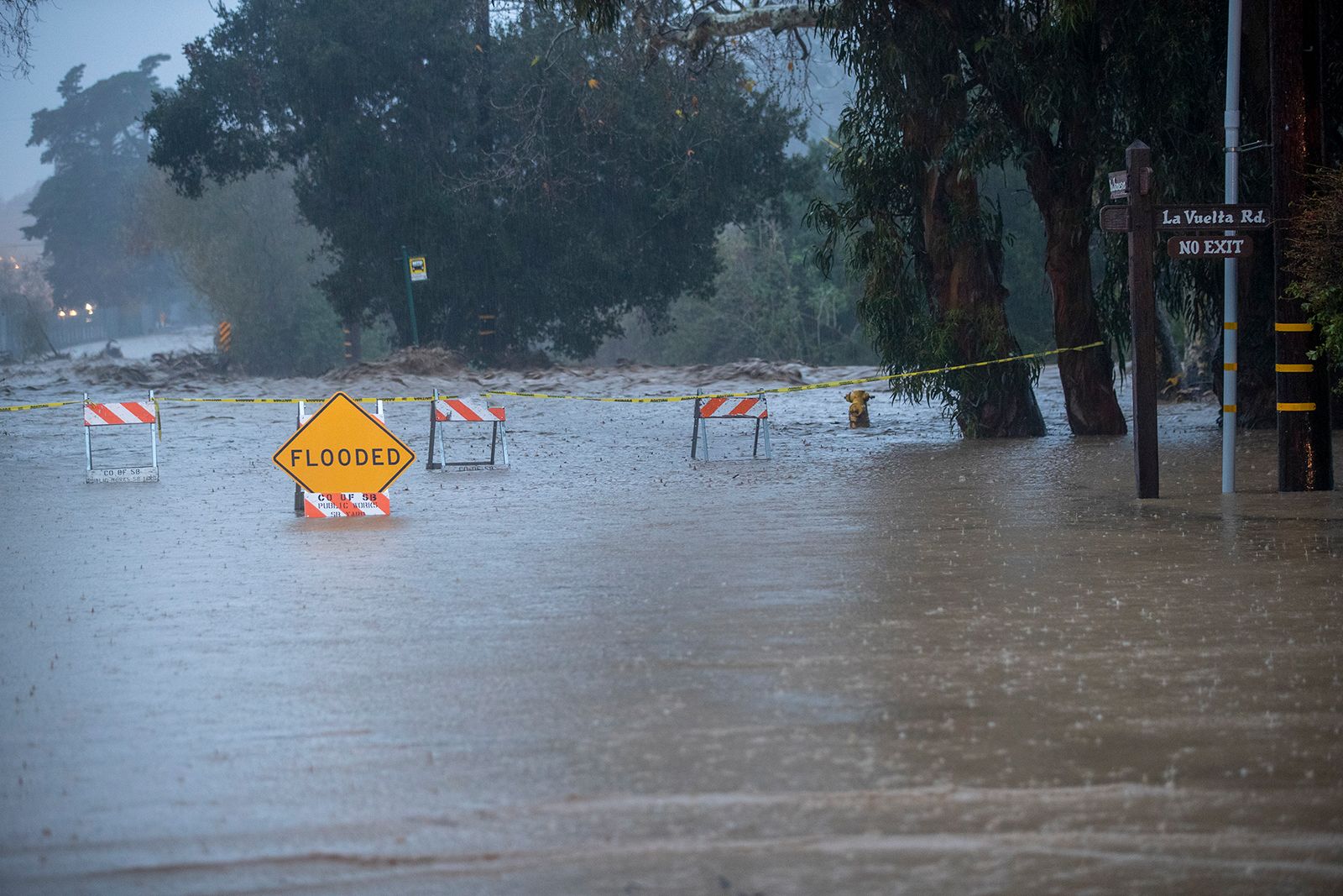 230110150821 montecito flooding évacuation