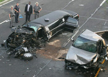 Un mariage heureux se transforme en cauchemar sur le chemin du retour