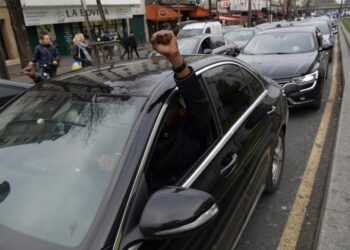 Les chauffeurs VTC obtiennent un revenu minimum par course