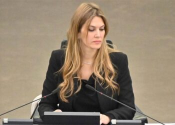 Scandale de corruption: l’eurodéputée grecque Eva Kaili reste en prison