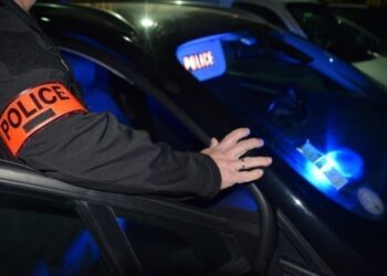 Finistère: un homme agresse un policier en lui enfonçant ses pouces dans les yeux