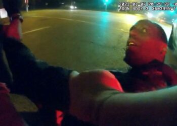 États-Unis : cinq policiers inculpés pour meurtre après l&rsquo;arrestation brutale d&rsquo;un Afro-Américain