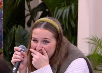 Star Academy : ce stratagème qui permet aux fans belges de voter pour Héléna malgré les restrictions 1 Star Academy : ce stratagème qui permet aux fans belges de voter pour Héléna malgré les restrictions Star Academy : ce stratagème qui permet aux fans belges de voter pour Héléna malgré les restrictions