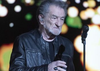 "C’est ridicule !" : Eddy Mitchell descend les nouvelles stars de la chanson, dont Vianney et Juliette Armanet 16 "C’est ridicule !" : Eddy Mitchell descend les nouvelles stars de la chanson, dont Vianney et Juliette Armanet « C’est ridicule ! » : Eddy Mitchell descend les nouvelles stars de la chanson, dont Vianney et Juliette Armanet