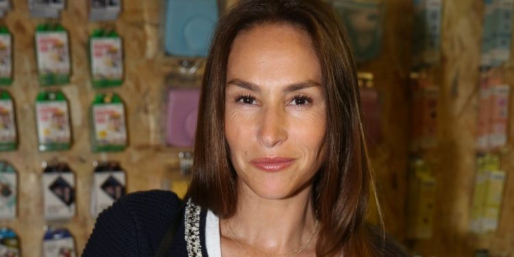 Vanessa Demouy bientôt mariée : la comédienne s'apprêterait à épouser