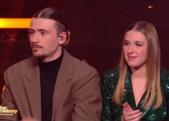 « Nous sommes dans une situation plutôt inédite » : l&rsquo;huissier de justice de la Star Academy intervient dès le début du prime, Héléna et Pierre sous le choc