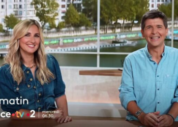 Thomas Sotto et Marie Portolano taclent avec humour la première de Bonjour !, la matinale de TF1 dans Télématin (VIDEO)