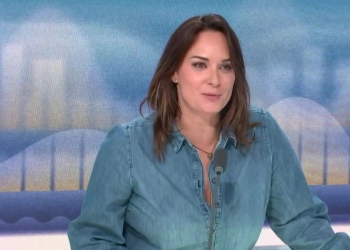 “J’étais un peu gênée” : Julia Vignali embarrassée par sa mère lors de sa venue sur le plateau d’Affaire conclue