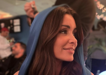 Les Enfoirés 2024 : Jenifer révèle son amusante gaffe lors de l&rsquo;enregistrement du concert