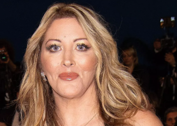 « Qui la reconnaît ? » : Loana méconnaissable, les internautes l&rsquo;accusent d&rsquo;abuser des filtres sur Instagram