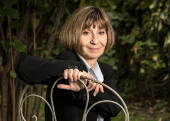 VIDÉO – Ariane Ascaride, l’incroyable histoire de son César volé et retrouvé après 10 ans