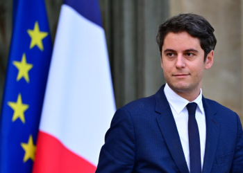 Gabriel Attal s’agace au Salon de l’Agriculture : “Allez boire un verre de lait !”