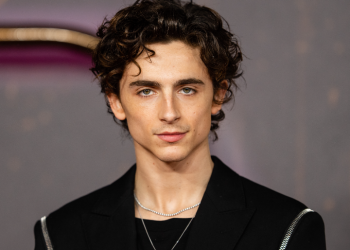 Timothée Chalamet en couple : sa dernière conquête est une superstar américaine ! 14 Timothée Chalamet en couple : sa dernière conquête est une superstar américaine ! Timothée Chalamet en couple : sa dernière conquête est une superstar américaine !