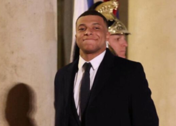 Brigitte et Emmanuel Macron : le menu de leur dîner avec Kylian Mbappé dévoilé 13 Brigitte et Emmanuel Macron : le menu de leur dîner avec Kylian Mbappé dévoilé Brigitte et Emmanuel Macron : le menu de leur dîner avec Kylian Mbappé dévoilé